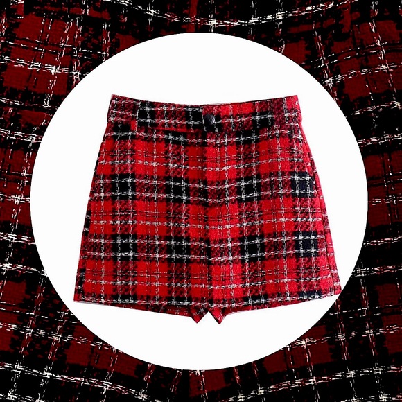 red textured plaid skort!! - Picture 1 of 4
